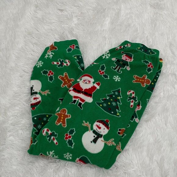 3/$12 The Children's Place Green Christmas Pants - Picture 1 of 9